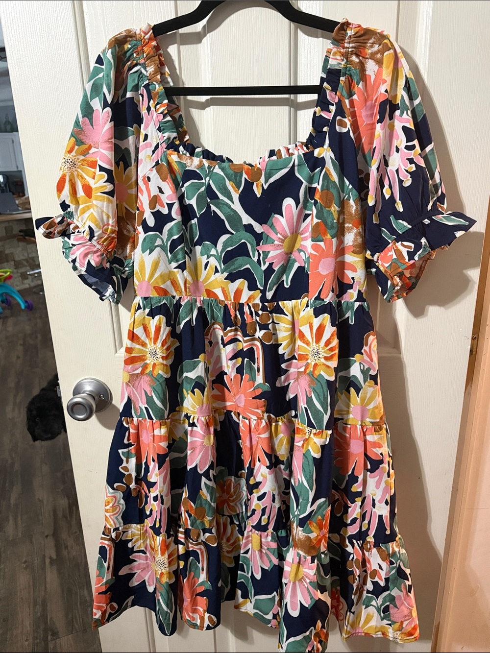 Floral Navy Tiered Puff-Sleeve Dress